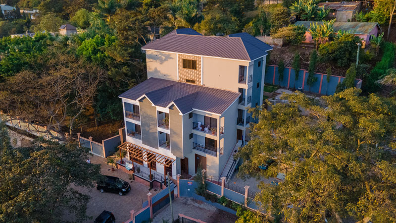 Greenside hotel