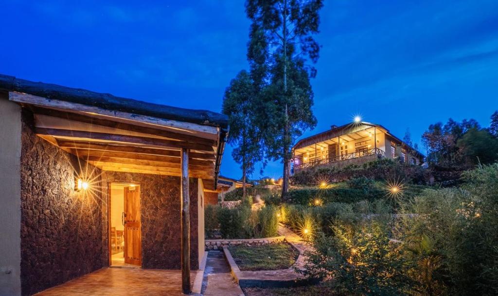 Kaara Mountain Gorilla Lodge