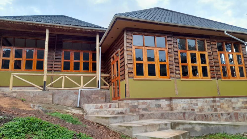 Gorilla Bluff Lodge