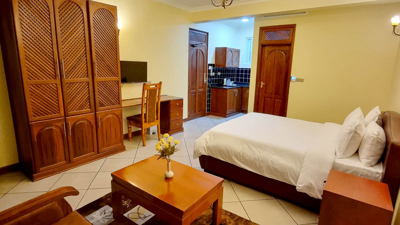 Seven Skies Hotel