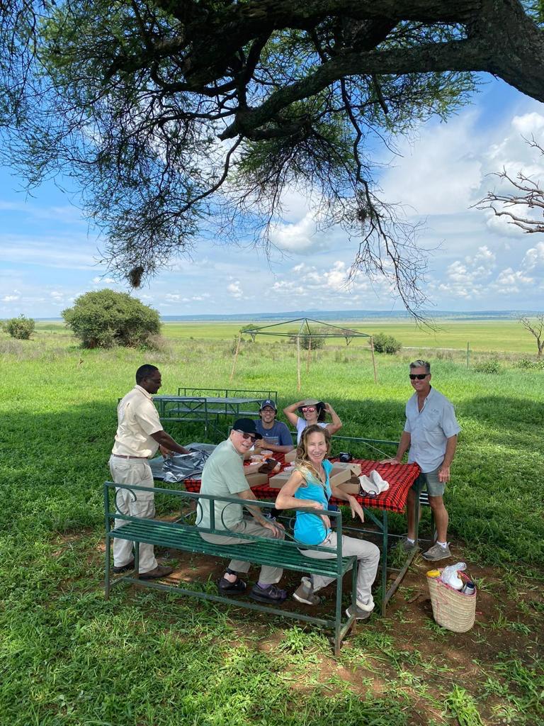 1-Day Amazing Day Trip to Tarangire/Manyara /Arusha Park