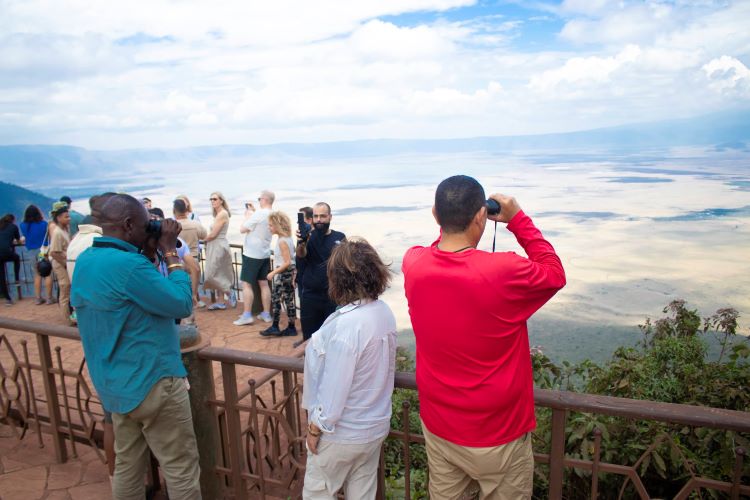 3-Day Luxury Safari (Tarangire, Ngorongoro )