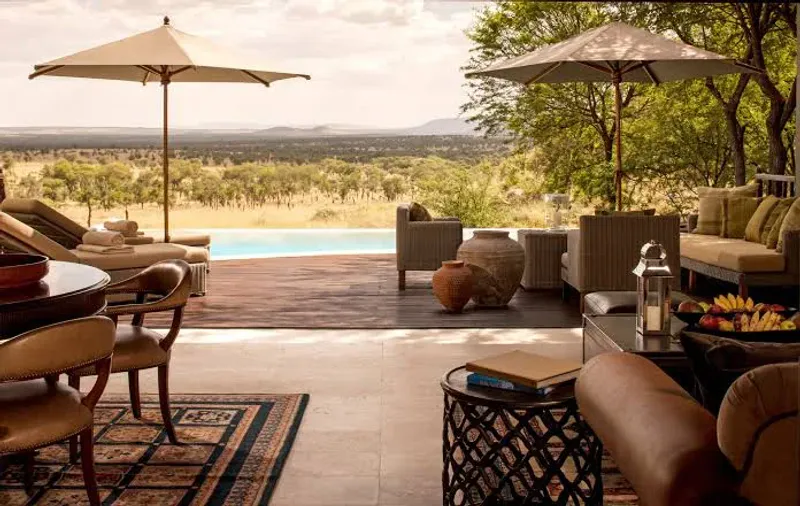 4-Day Fly-In Serengeti & Ngorongoro Luxury Safari