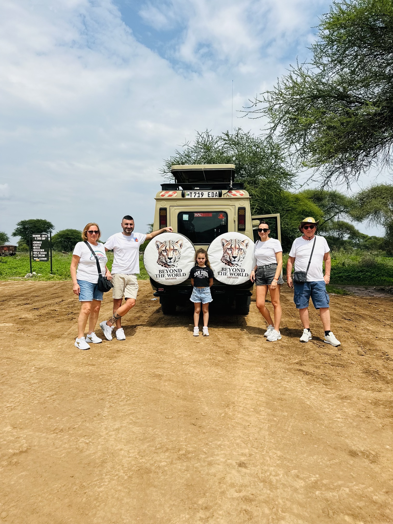 5-Day Luxury Fly-In Great Migration Safari from Zanzibar: Serengeti, Ngorongoro & Tarangire