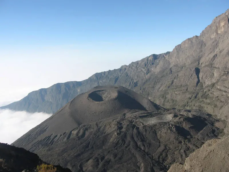 4-Day Mount Meru Trekking