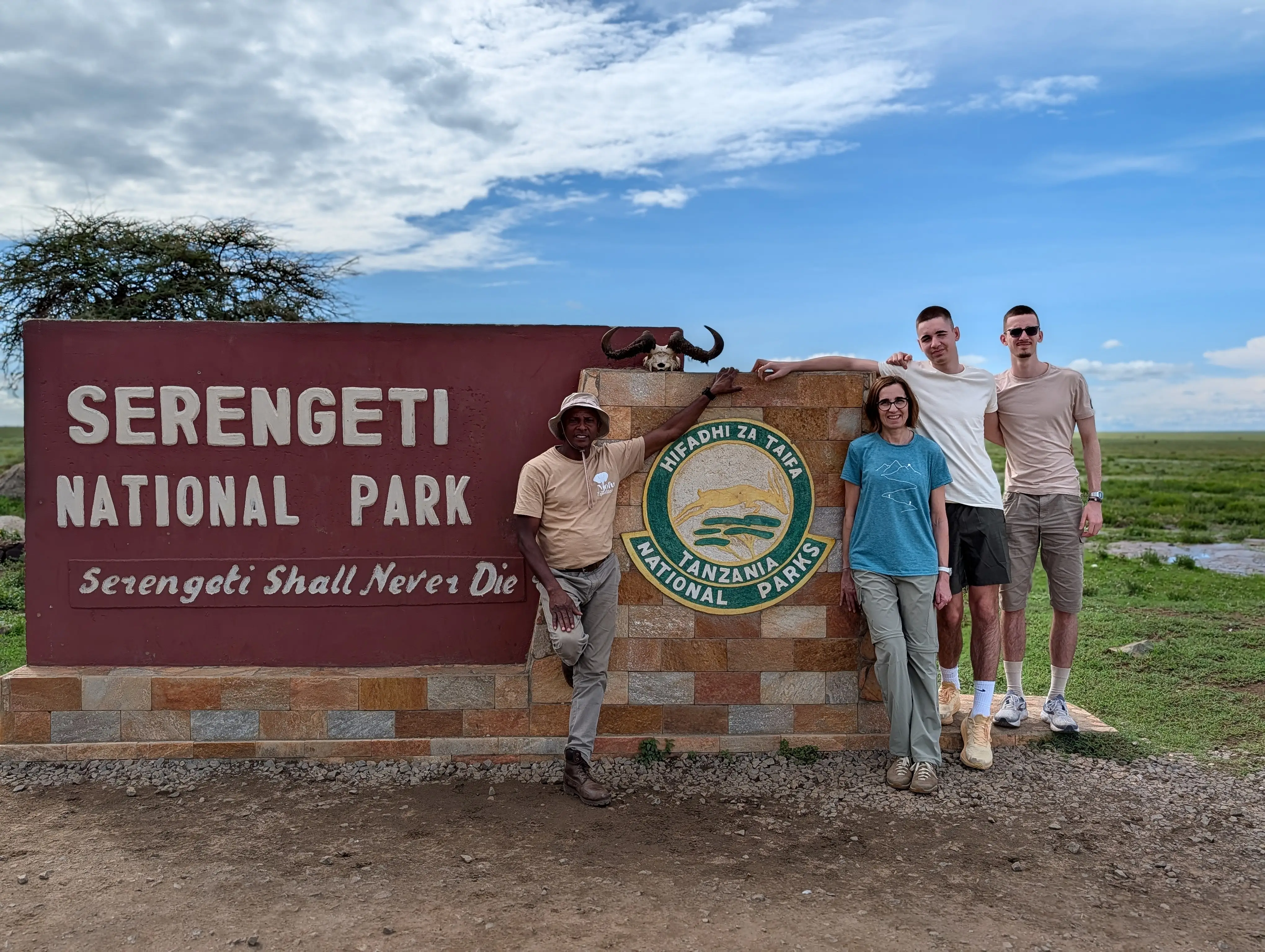 8-Day Serengeti Great Wildebeest Migration Safari