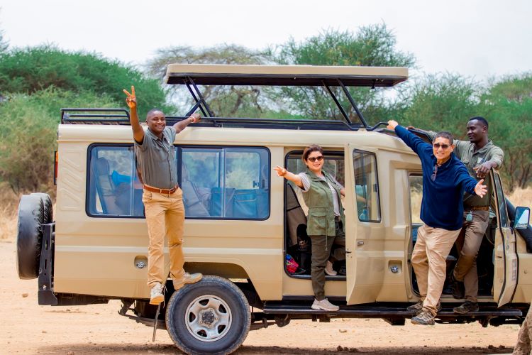 3-Day Luxury Safari (Tarangire, Ngorongoro )