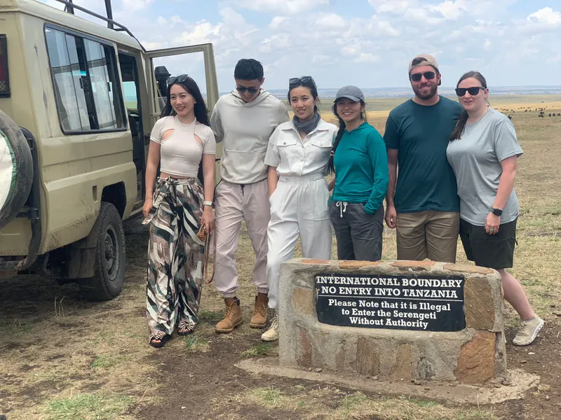 8 Days Serengeti Wildebeest Migration