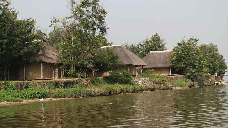 Ntoroko game lodge