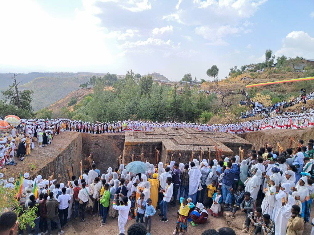 9 Tage Addis Abeba Lalibela, Danakil & Omo Valley Völker