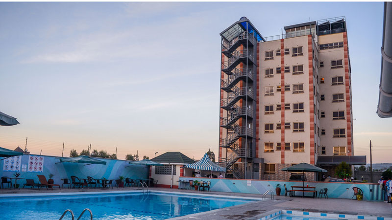 Buraha Zenoni Hotel & Resort