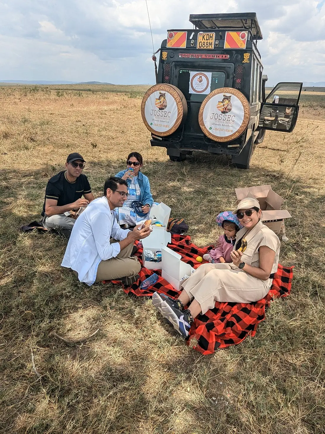 5 Days Masai Mara, Lake Nakuru & Naivasha Safari – Classic Kenya Adventure
