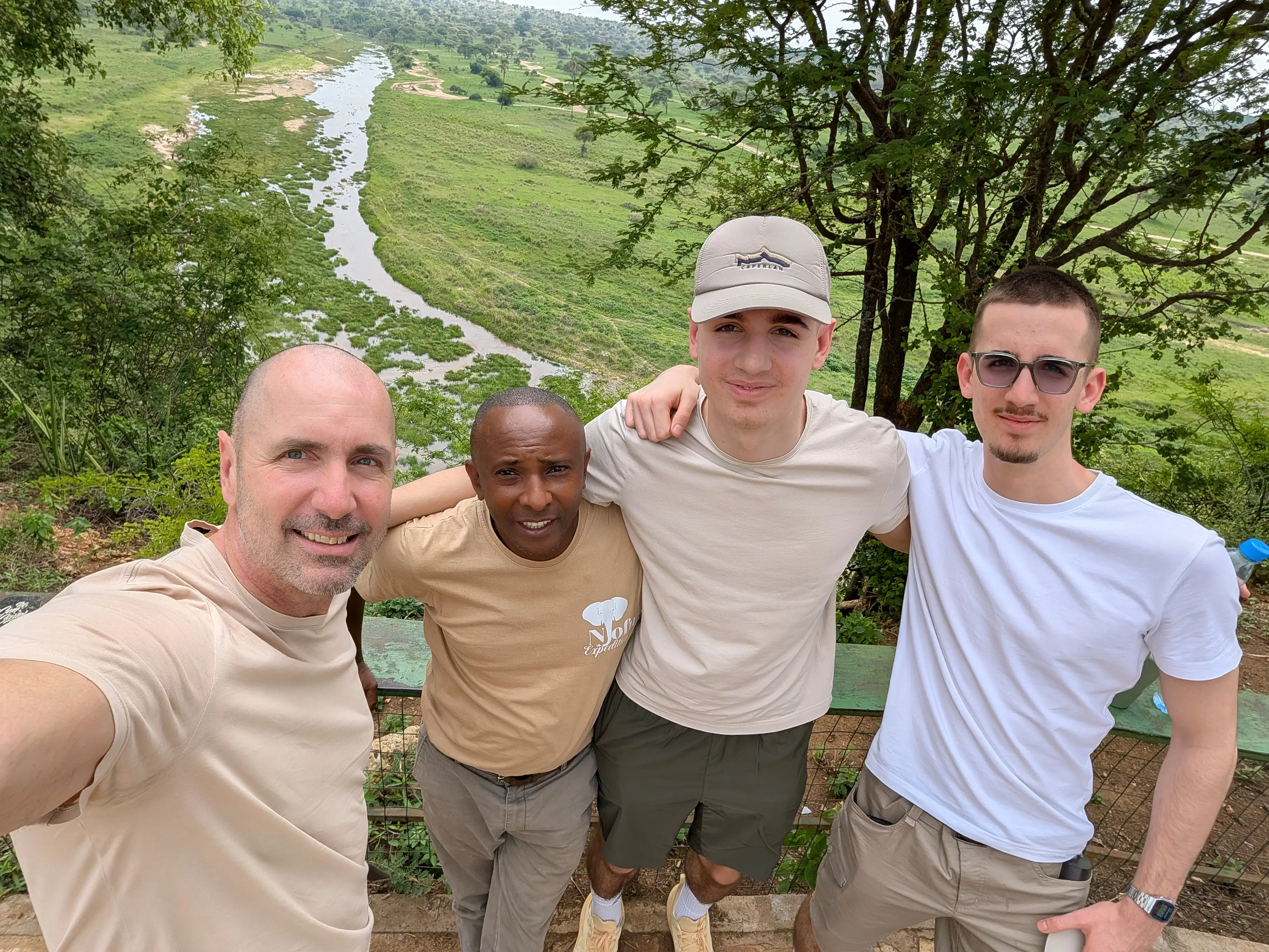 8 Days Tanzania wildlife comfort safari