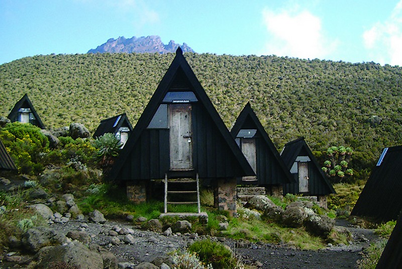 Marangu Classic Summit – 6 Days Kilimanjaro Trek