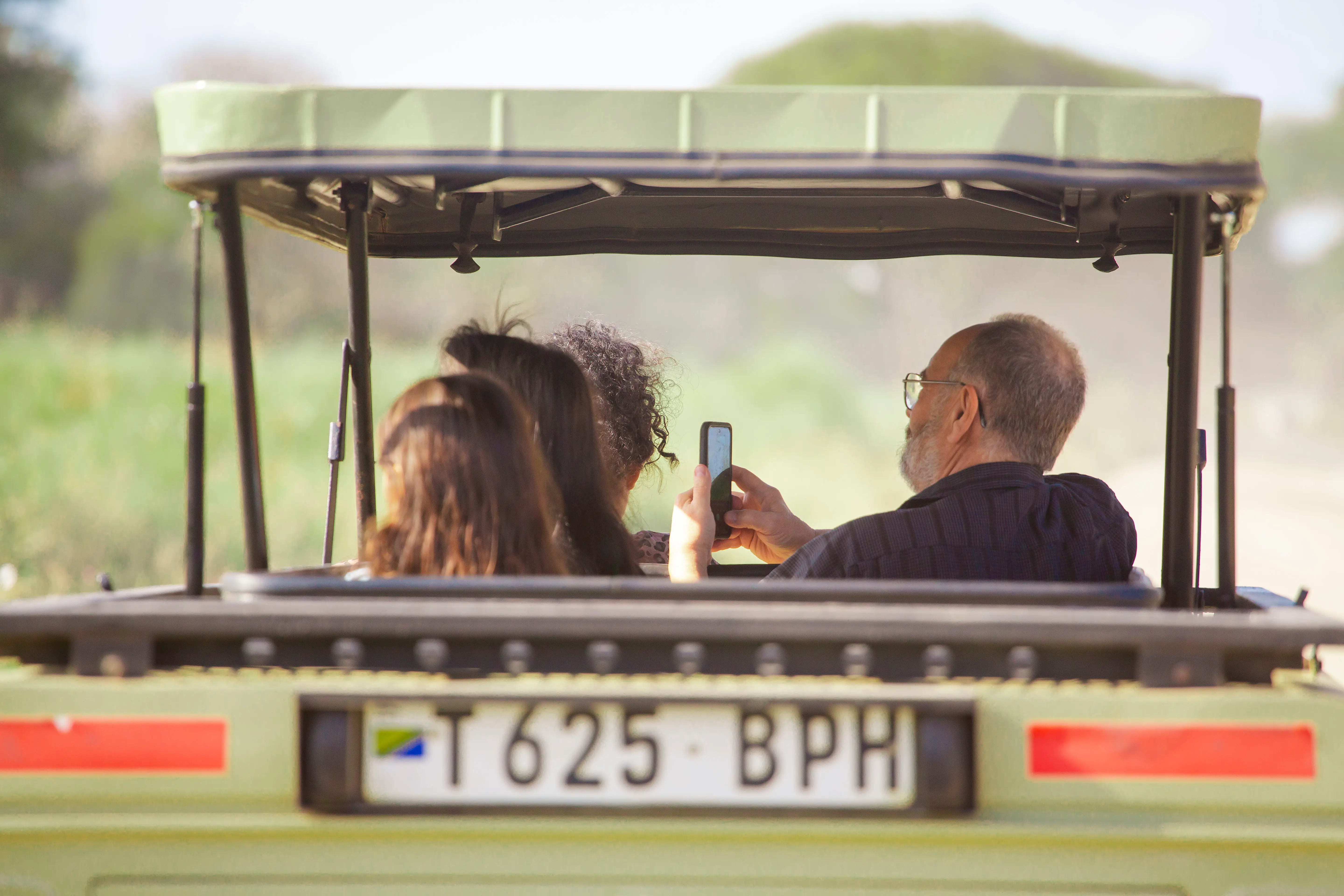 6-Day Signature Luxury Tanzania Safari – Tarangire, Serengeti & Ngorongoro