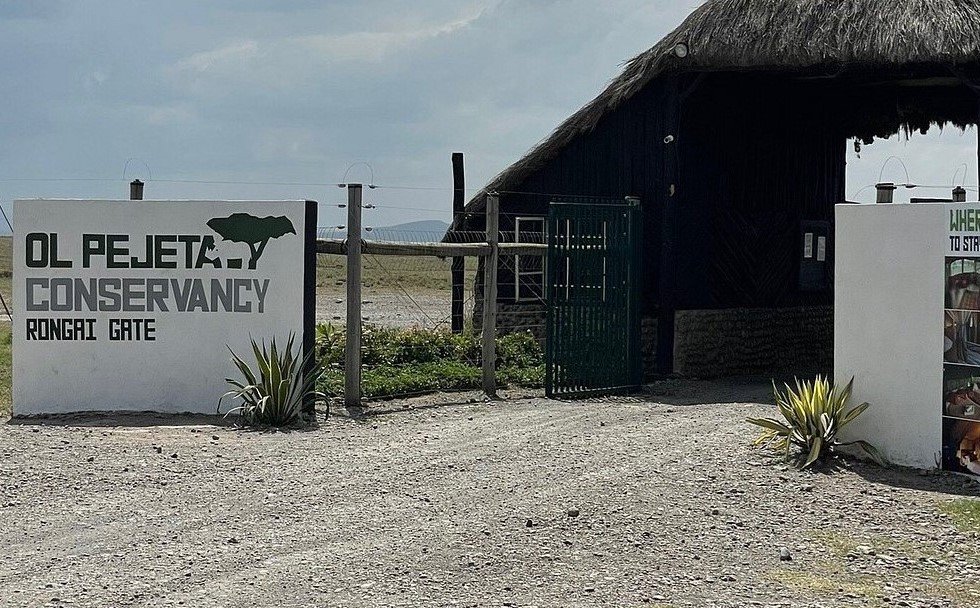 9 Days Luxury Expedition Ol Pejeta- Lake Elementaita- Masai Mara - Lake Naivasha - Amboseli - Tsavo West National park