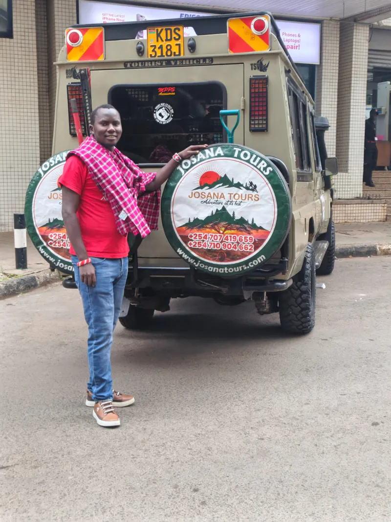 6 DAYS KENYA GROUP LODGE SAFARI - 2 ENTRIES IN MASAI MARA
