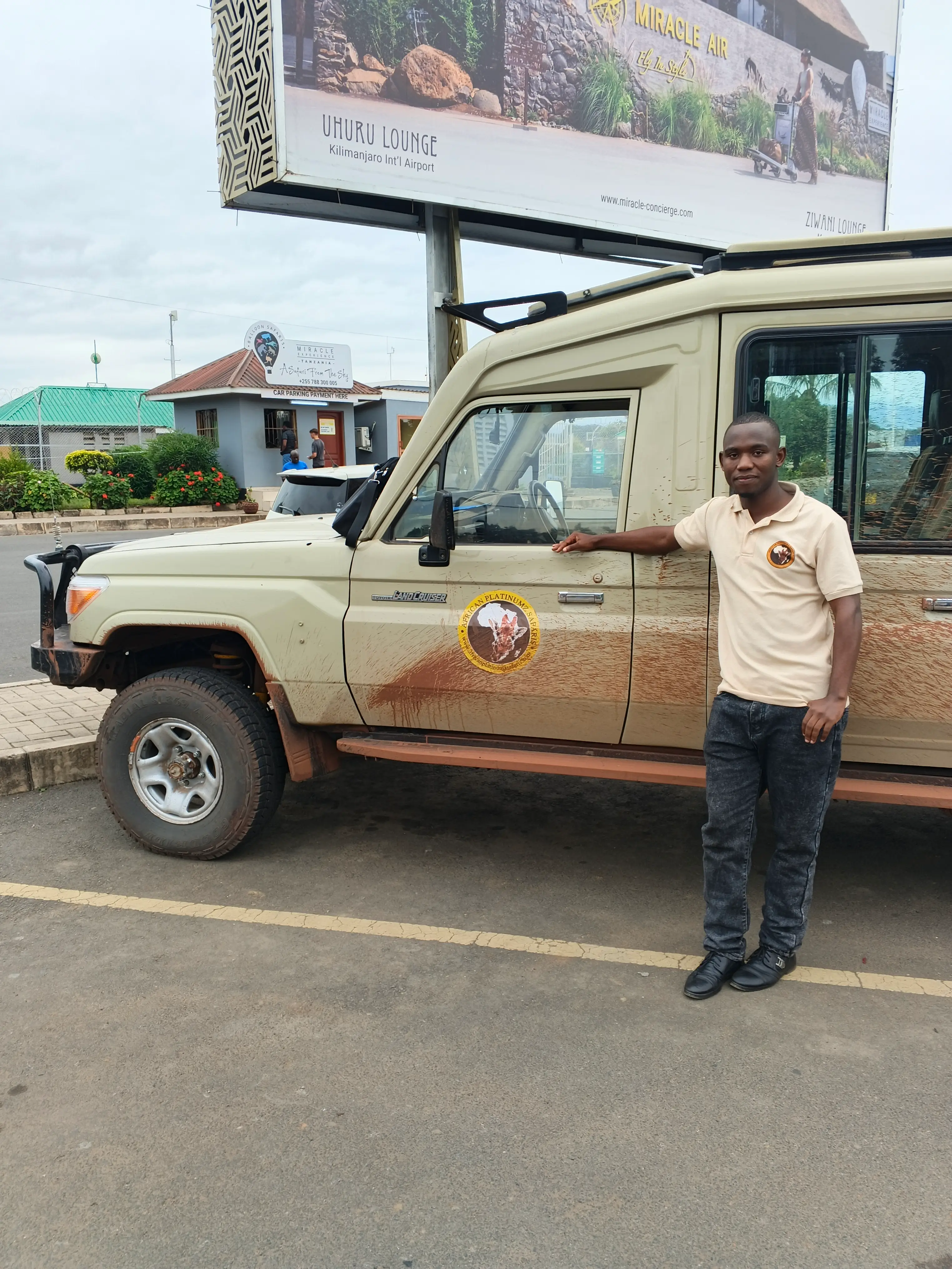 3 Day Amazing Tour to Serengeti National Park and Ngorongoro Crater