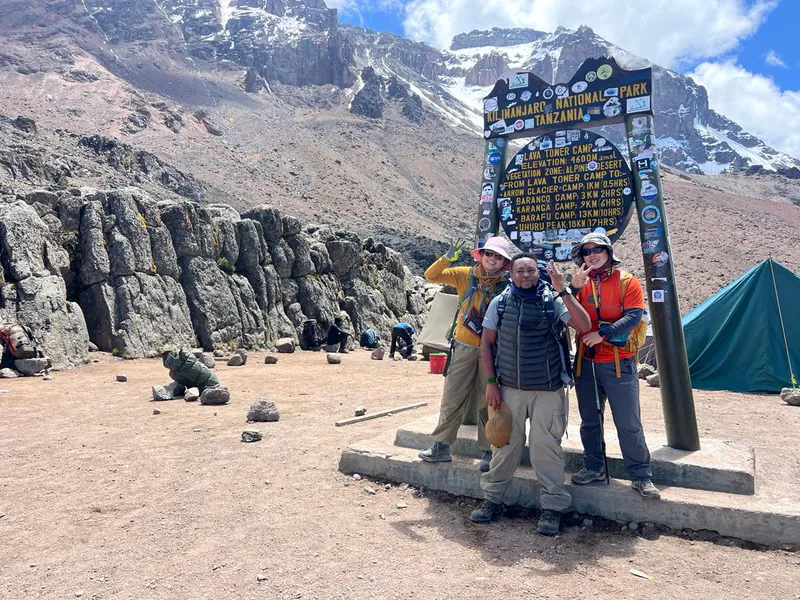 KILIMANJARO 6 DAYS MACHAME ROUTE