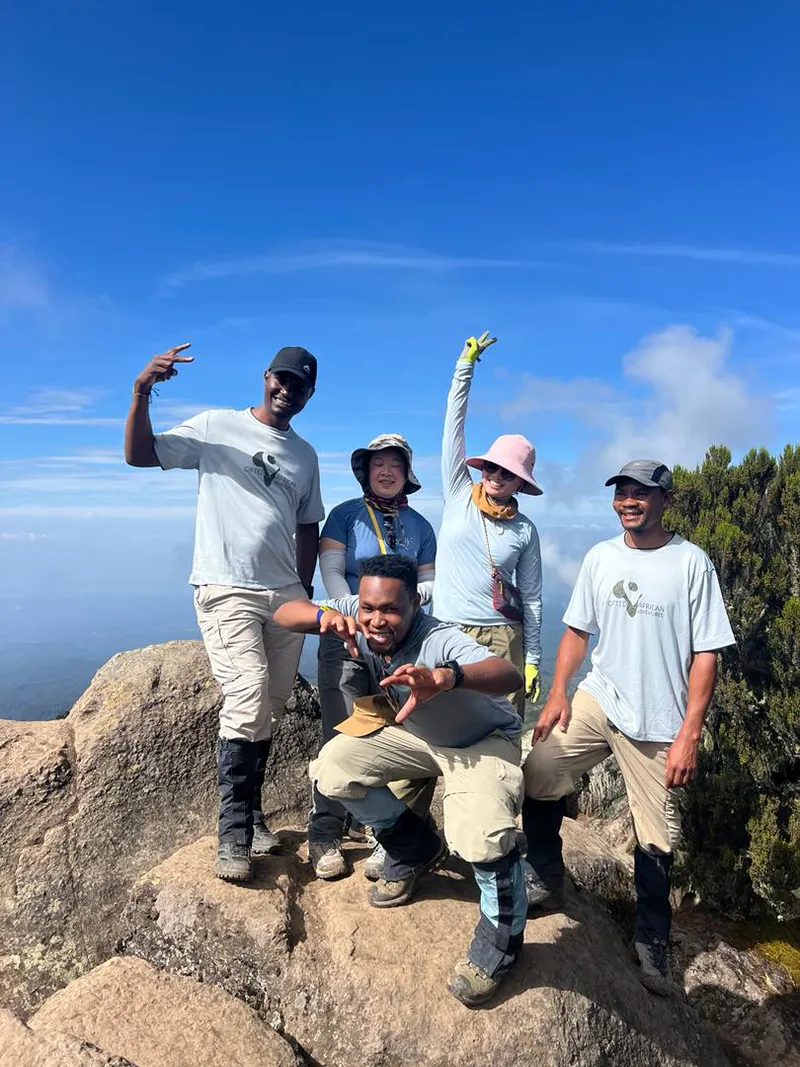 KILIMANJARO 8 DAYS LEMOSHO ROUTE
