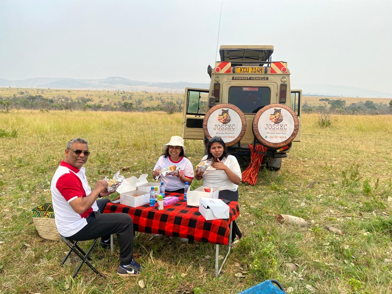Birds, Rhinos & Lions: A 6-Day Safari Through Kenya’s Wild Treasures