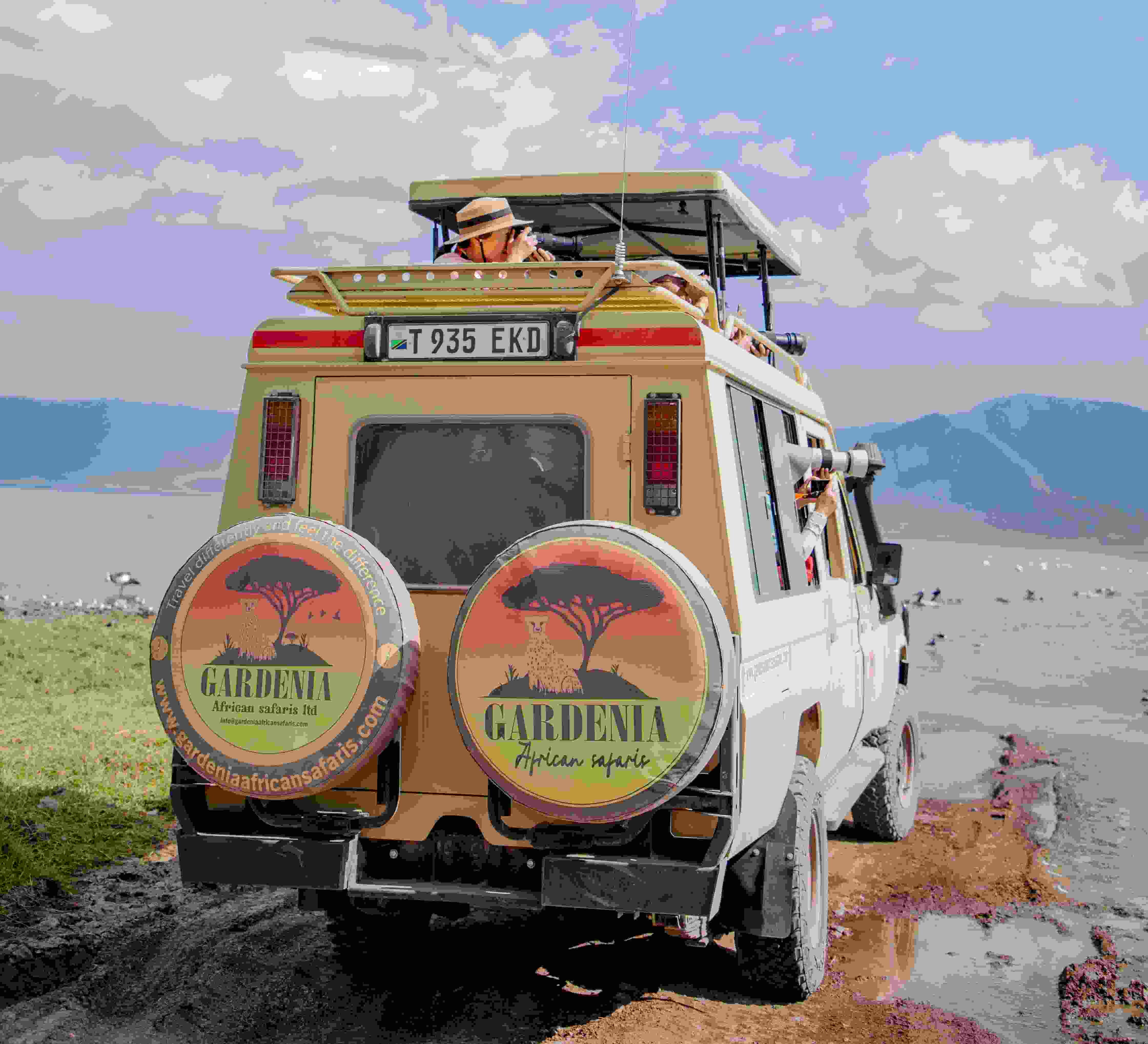 8 DAY GREAT WILDEBEEST MIGRATION SAFARI