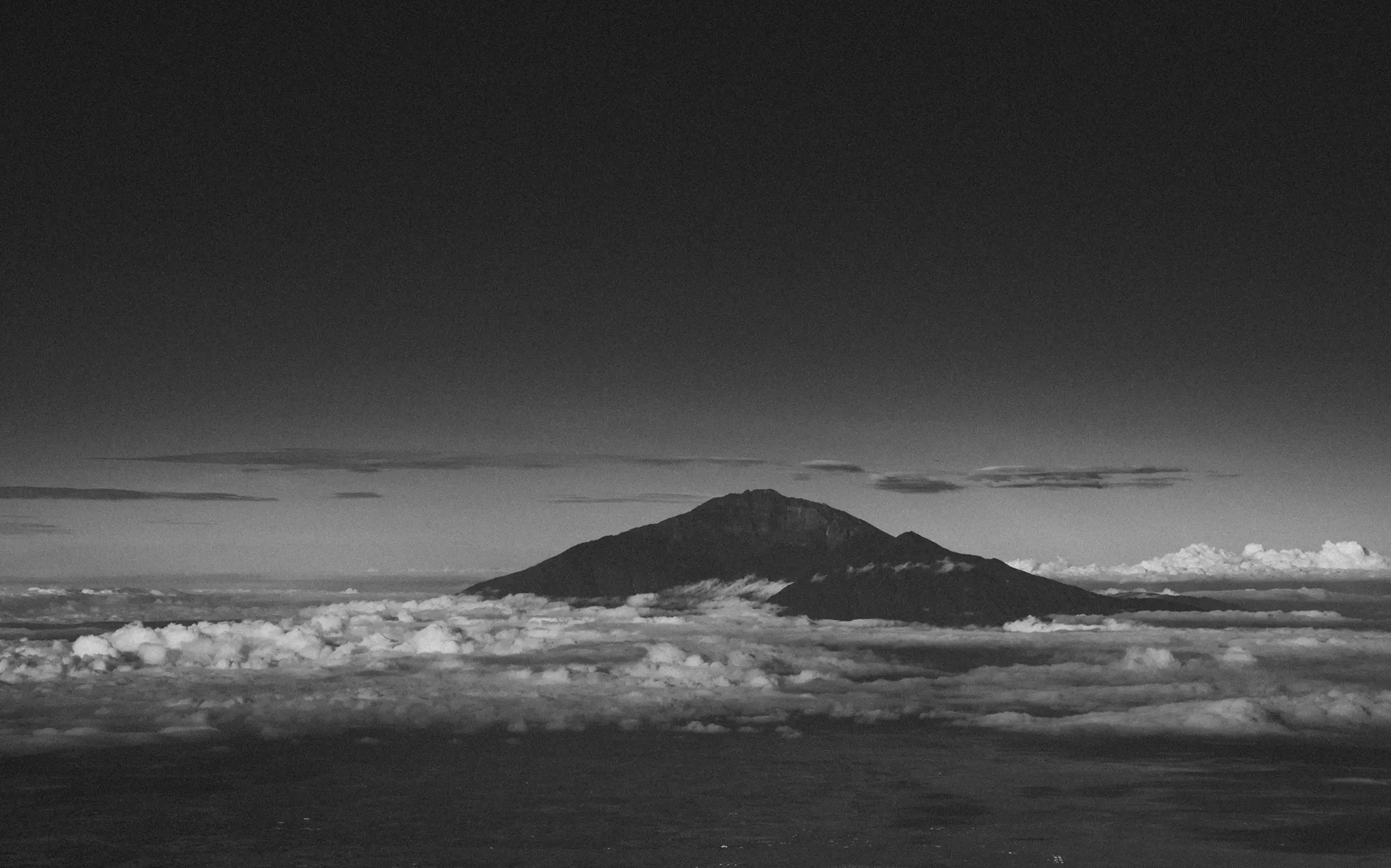 5-Day Mount Kilimanjaro Uhuru Peak Trek – Classic Marangu Route