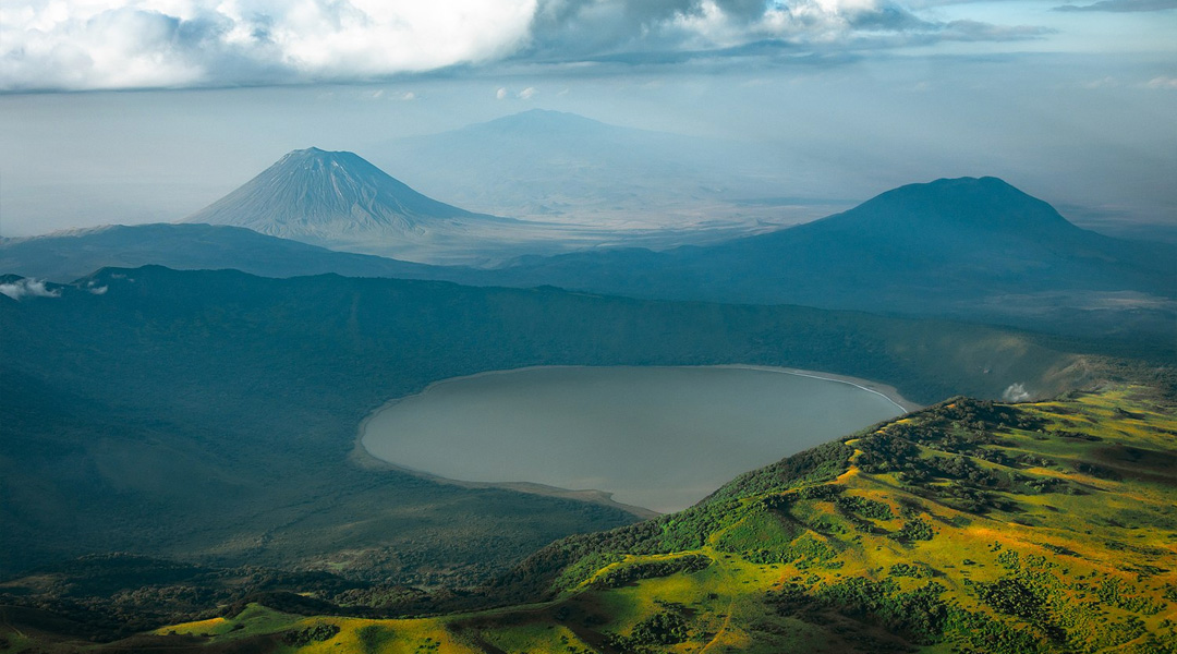 5 Days Exclusive Big Five Luxury Safari to Tanzania - Genius Kilimanjaro Climbing - Safarigo