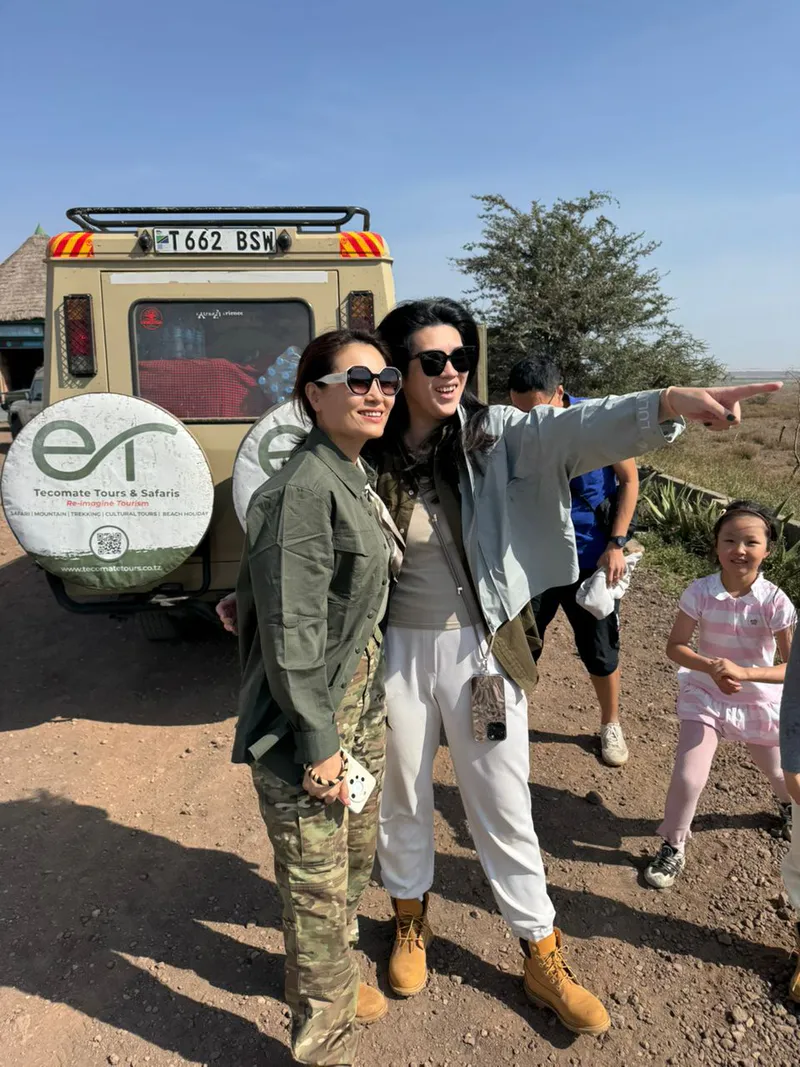 6 Day Lake Manyara, Serengeti, Ngorongoro Crater, Tarangire National Park (Mid - Luxury)